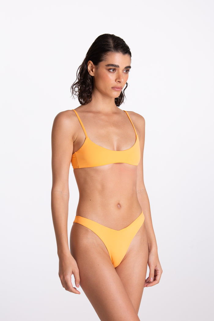 Bikini Lea Game
