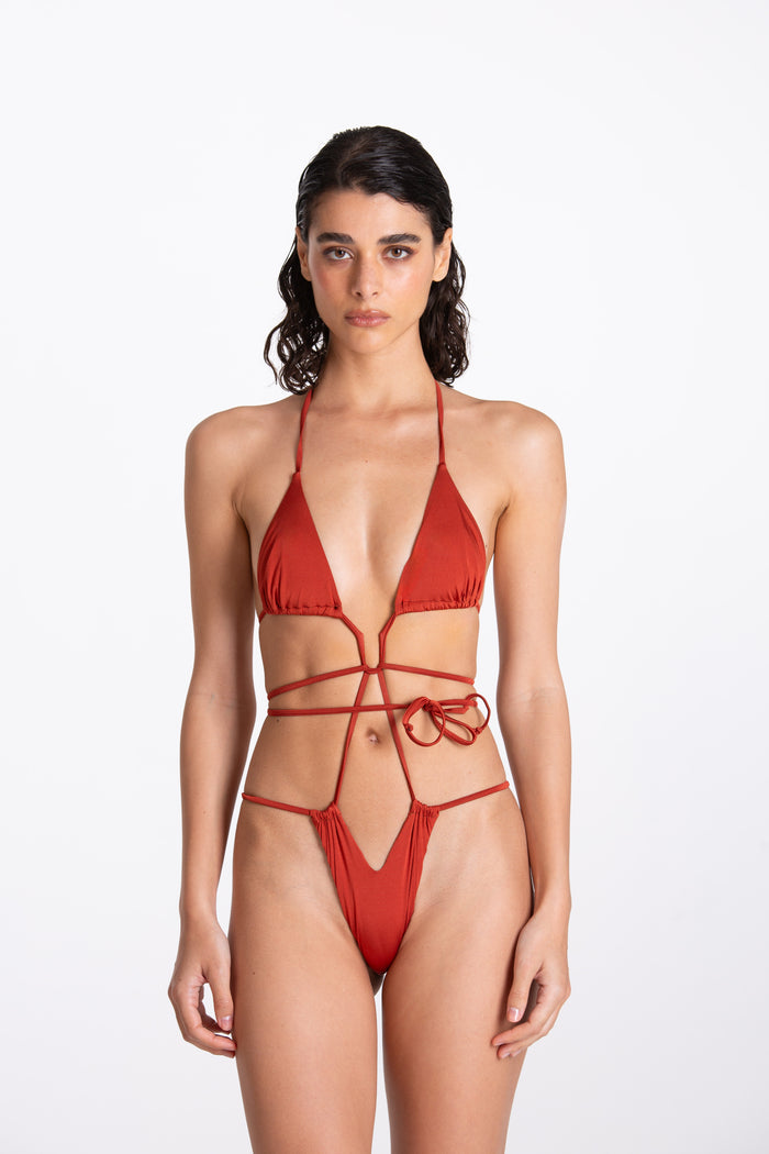 Bikini Penelope Sultano