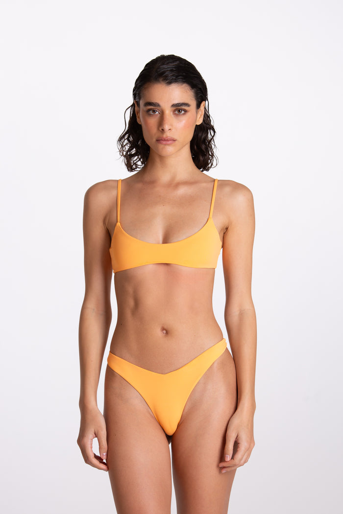 Bikini Lea Game