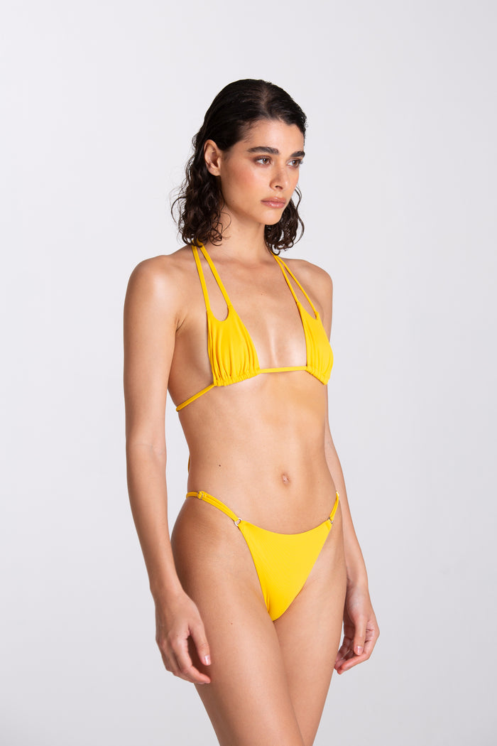 Bikini Virginia Squeeze