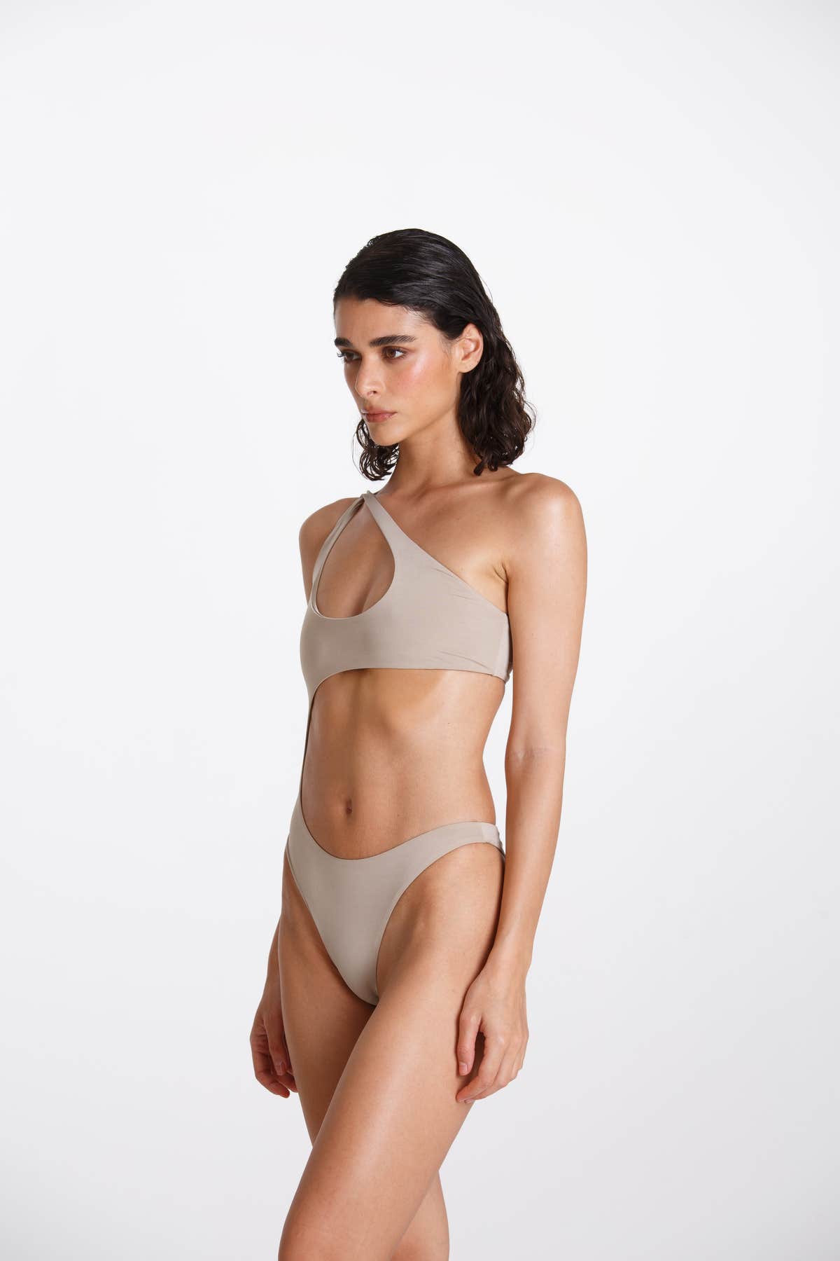 Costume Intero Sara Bond
