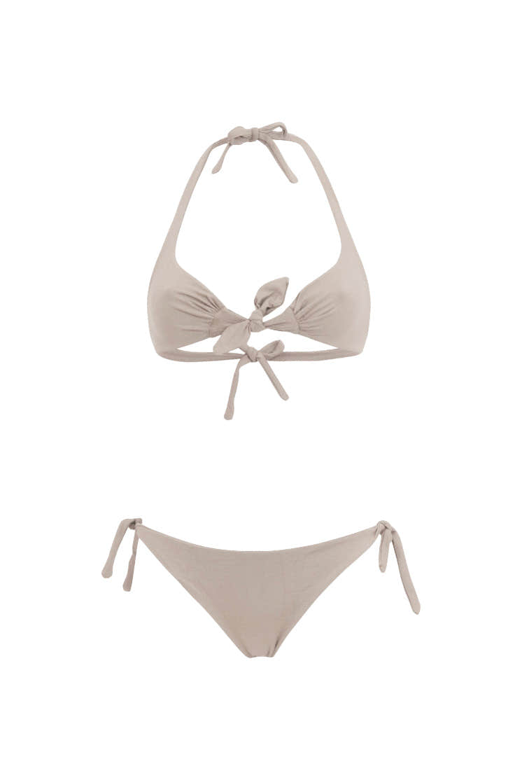 Bikini Emma Bond